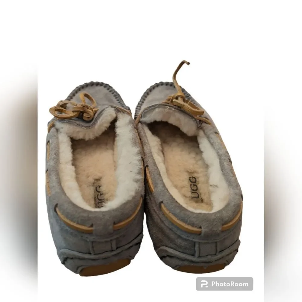 Ugg Dakota slippers size 13/1 in excellent condition